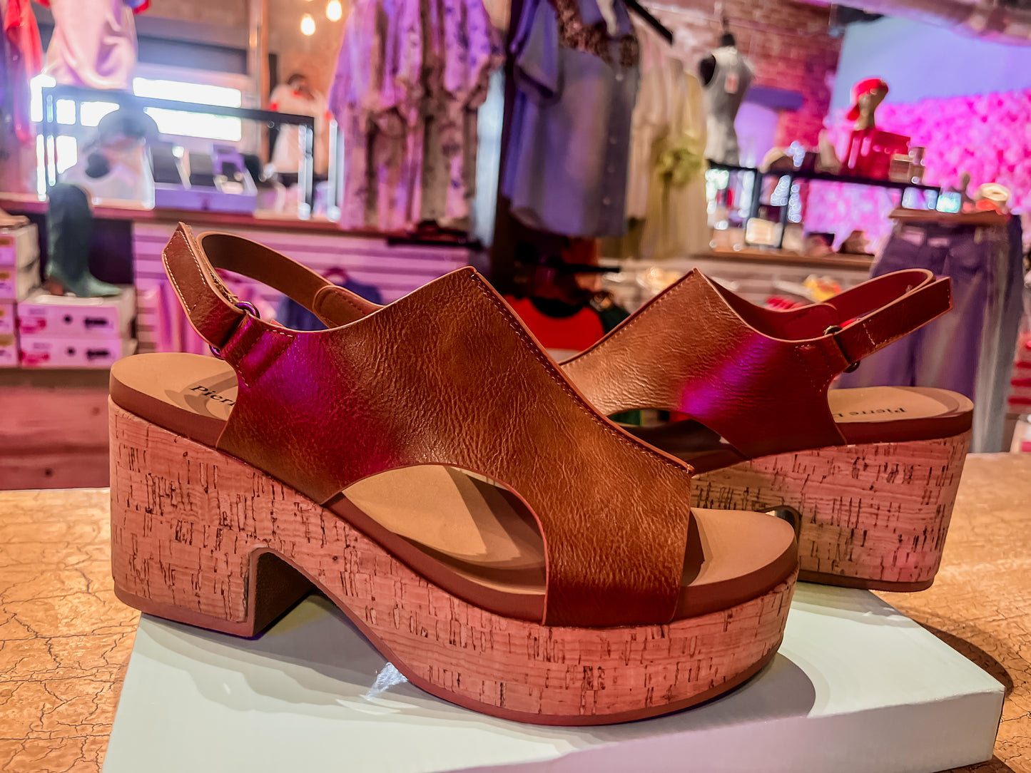 Pierre Dumas MOOD-3 Wedges - Whiskey