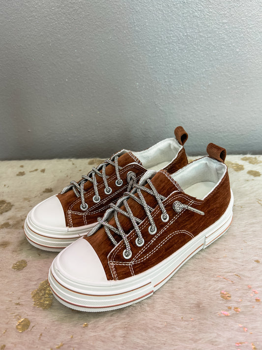 Very G-Aman Velvet Sneakers Tan