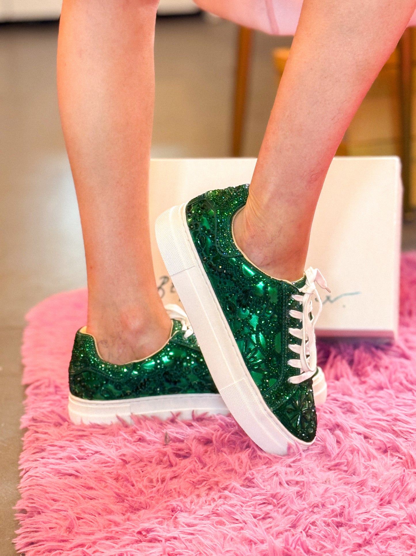 Betsy Johnson-REILY Sneakers