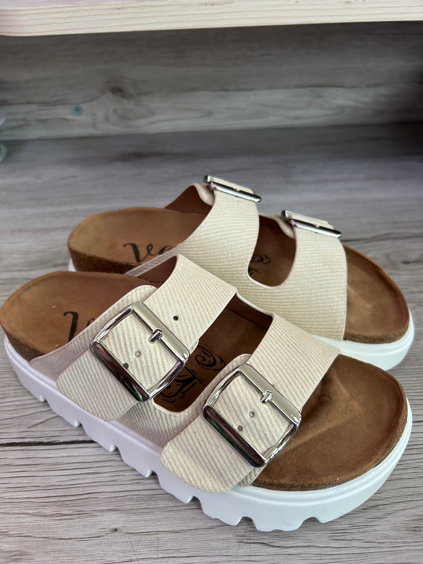 cream textured double buckle molded footbed for arch support