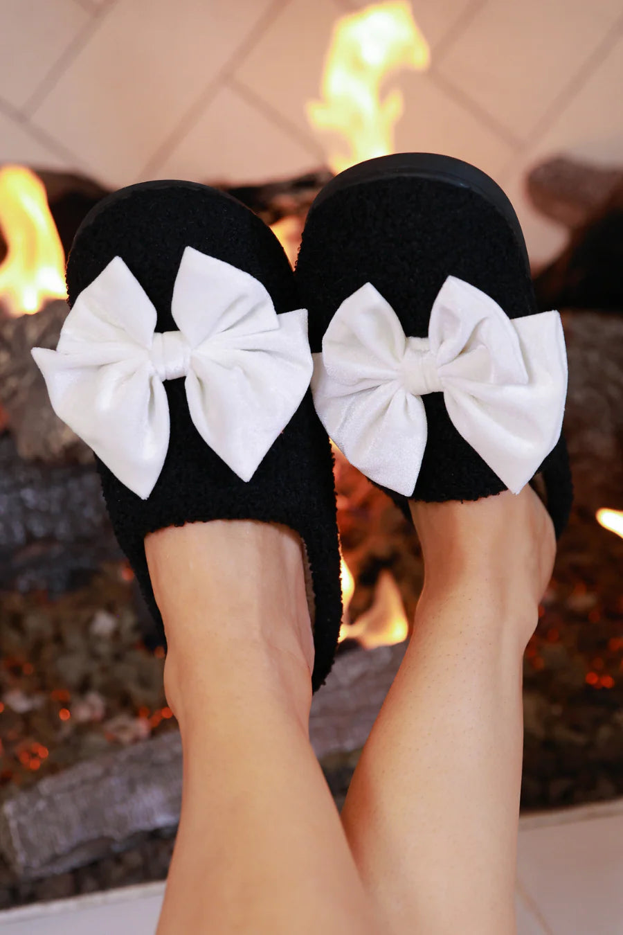 Cozy Up Bow Slippers-Black - Twisted Sisters Shoetique