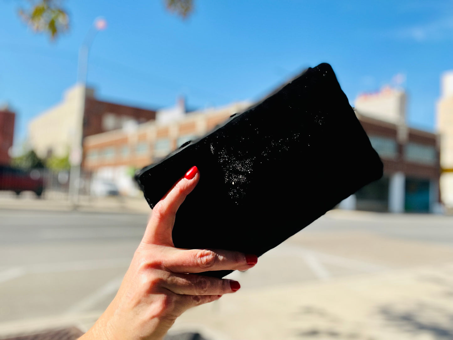 Velvet Riley Crossbody - Twisted Sisters Shoetique