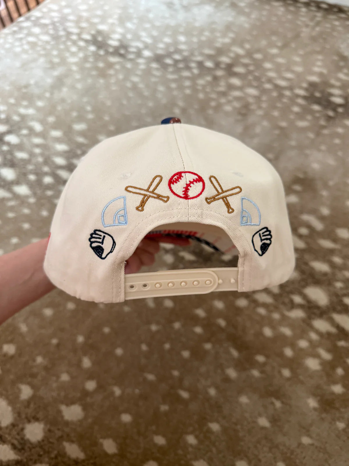 Adjustable snapback baseball mom hat