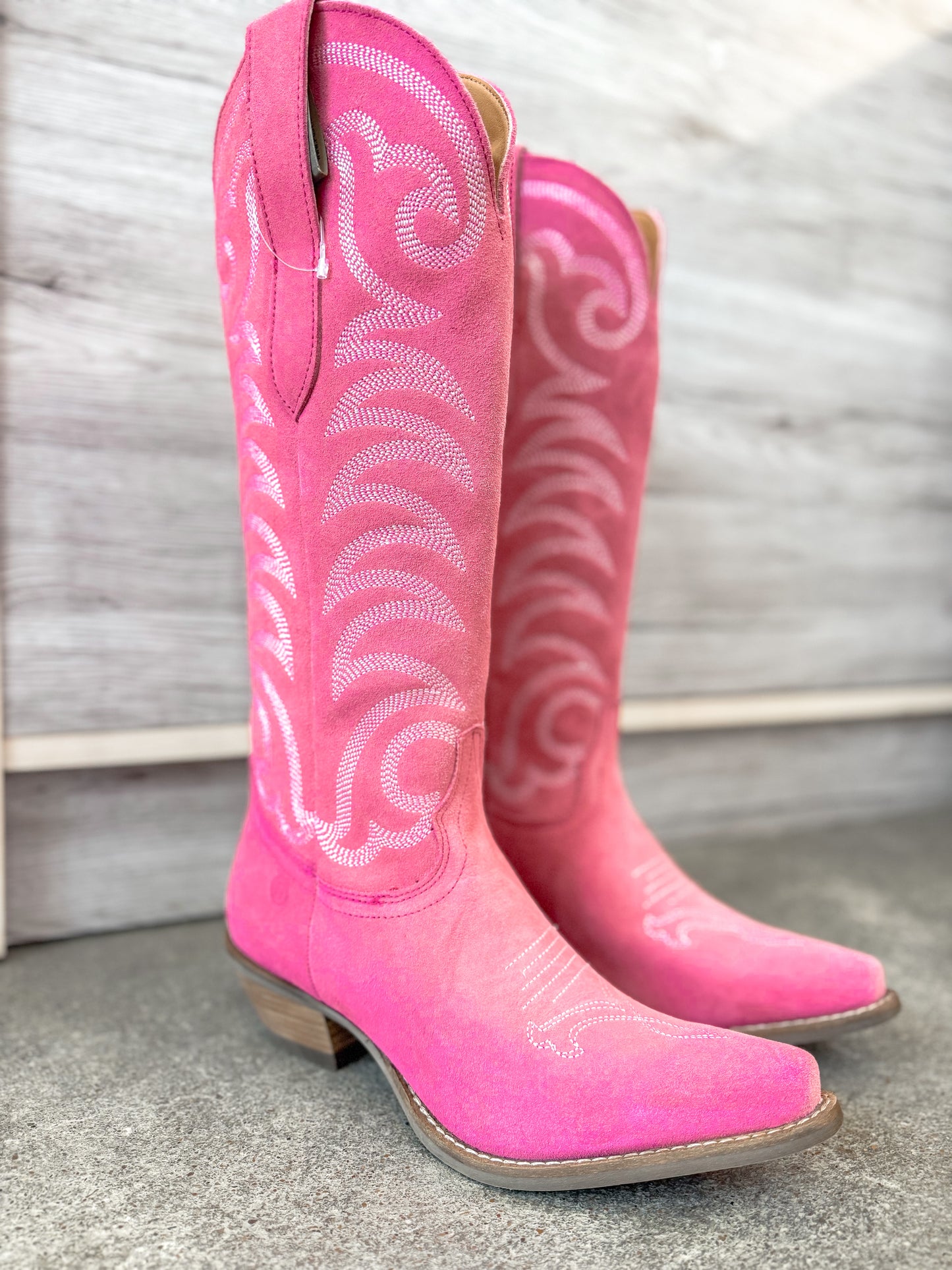 Dingo Boots-Movin’ On-Pink