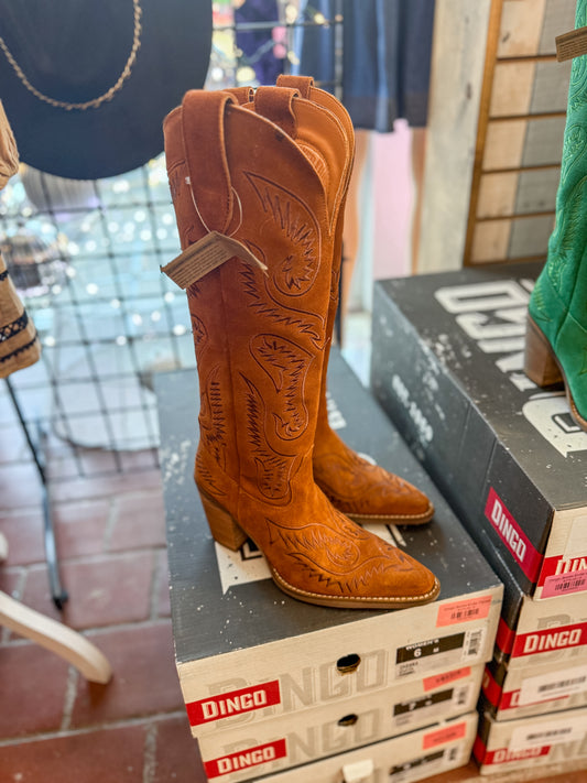 Dingo Boots-Evita Camel