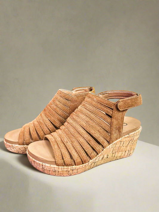 Oopsie Daisey Wedges-Corkys