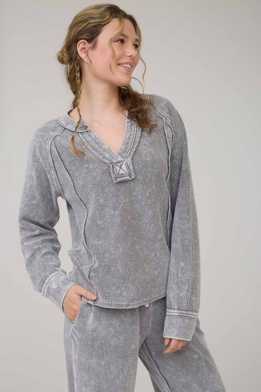 Ribbed Wash Out Long Sleeve