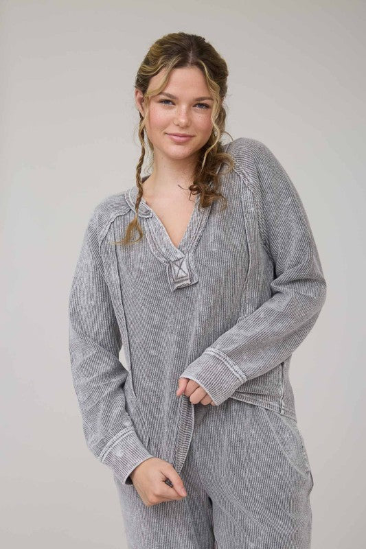 Ribbed Wash Out Long Sleeve