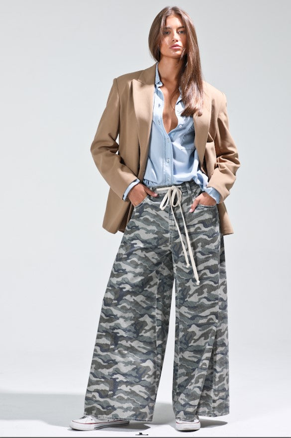 Drawstring Camo Wide Leg Pants