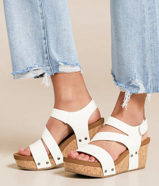 Very G Casper Wedges – White