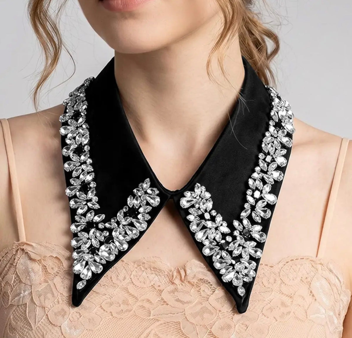 Floral Crystal Collar Black