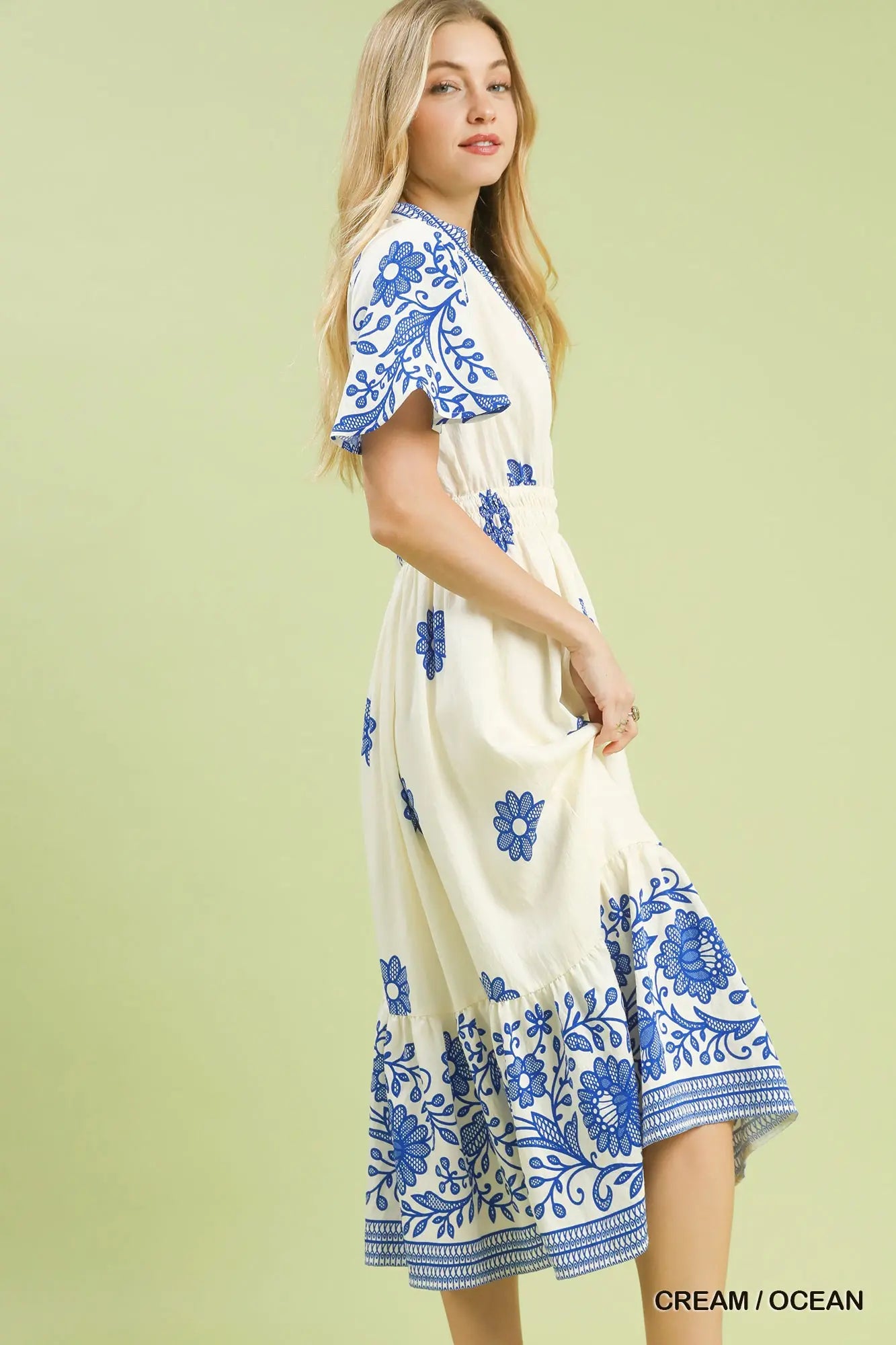 Casual elegant floral midi dress