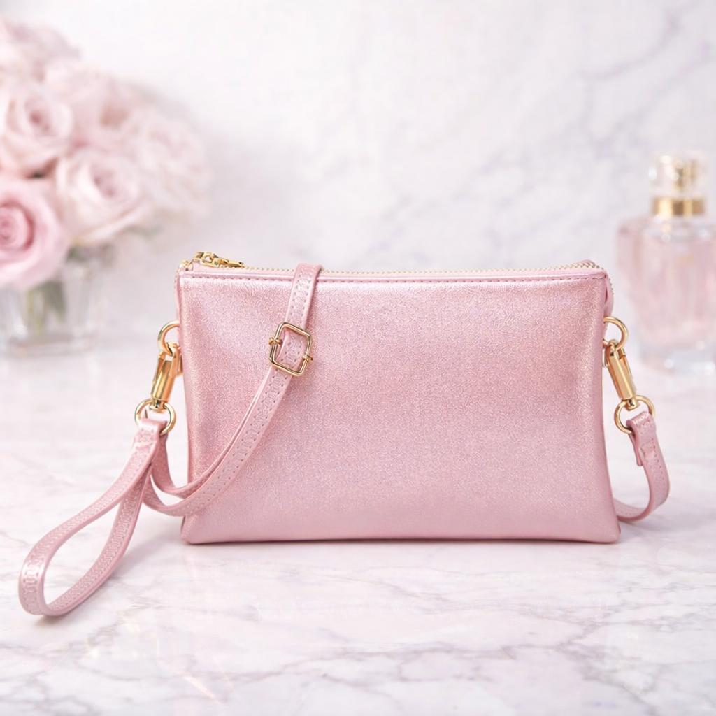 Adjustable strap leather crossbody bag
