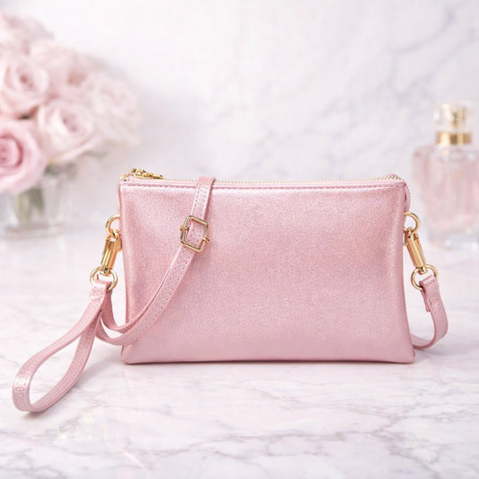 Adjustable strap leather crossbody bag
