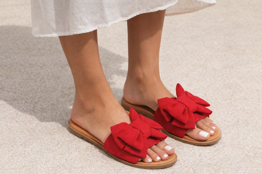 Trendy women’s red sandals with bow